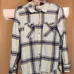 American Eagle outfitters women’s plaid shirt